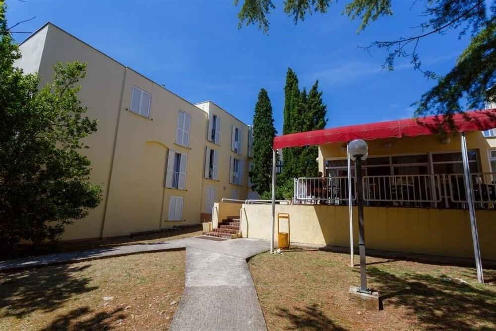 Villa Lovorka - Hotel Resort Drazica Krk Town Eksteriør bilde