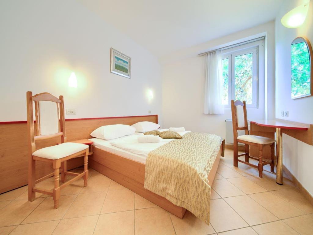 Villa Lovorka - Hotel Resort Drazica Krk Town Eksteriør bilde