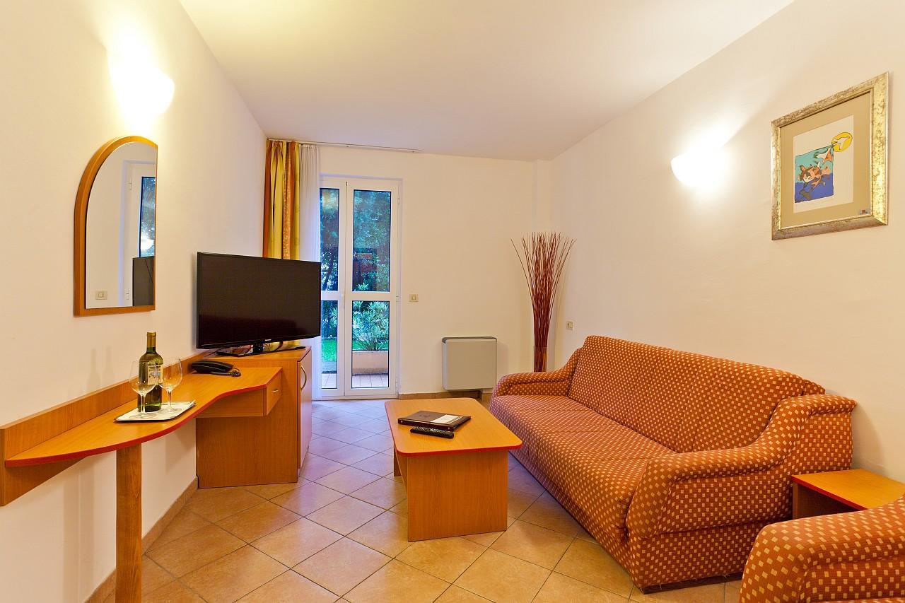 Villa Lovorka - Hotel Resort Drazica Krk Town Eksteriør bilde